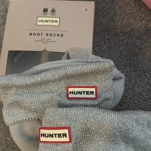Tall Hunter boot socks

Silver sparkly knit